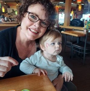 Meet your Posher, Laura